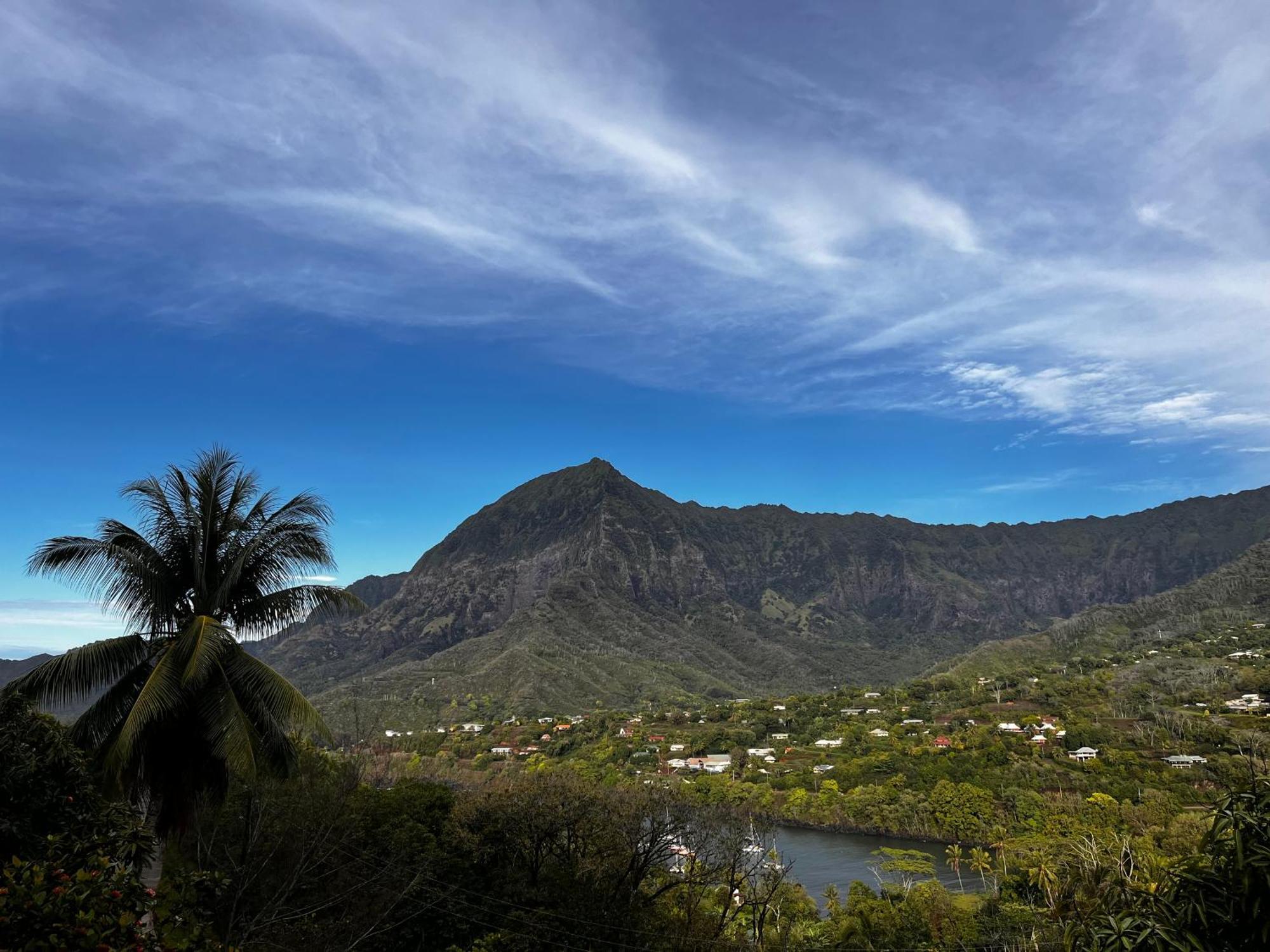 Tiki Lodge Hiva Oa Atuona ภายนอก รูปภาพ